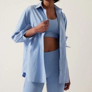 Athleta Oversized Collared Poplin Top Long Sleeve Button-Down Shirt Blue